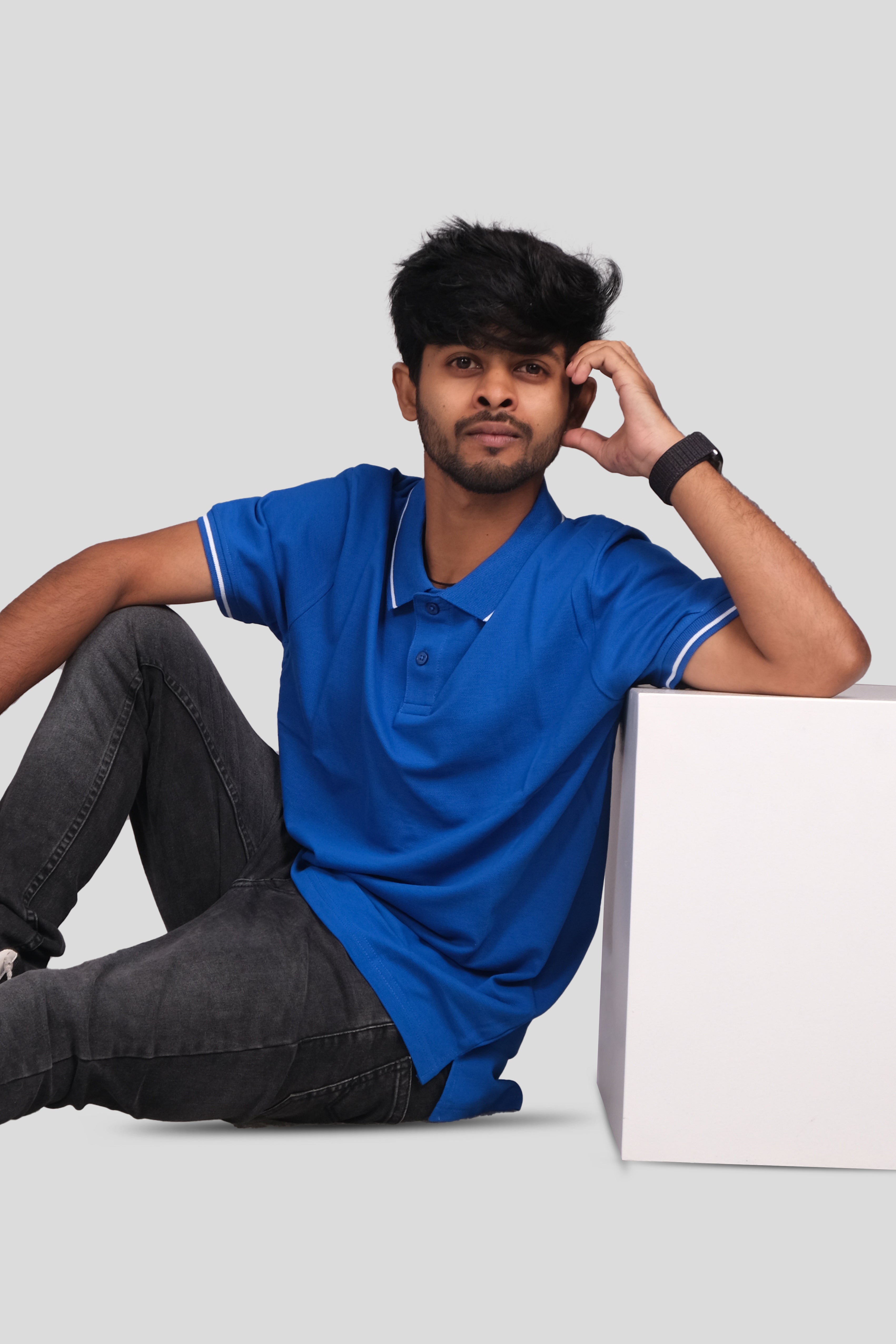 Men Cotton Royal Blue Collar T-shirt