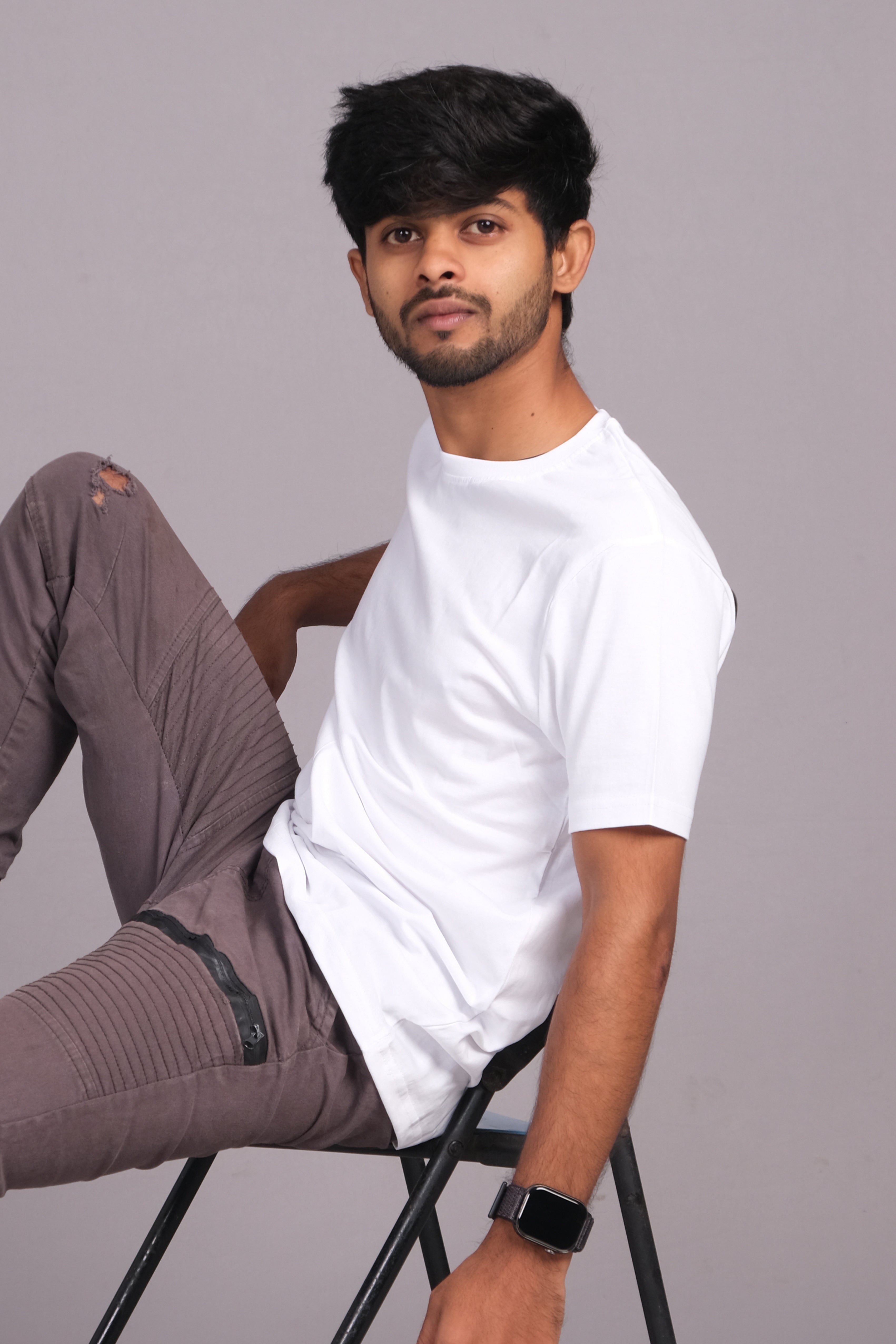 Men Cotton White Round Neck T-shirt