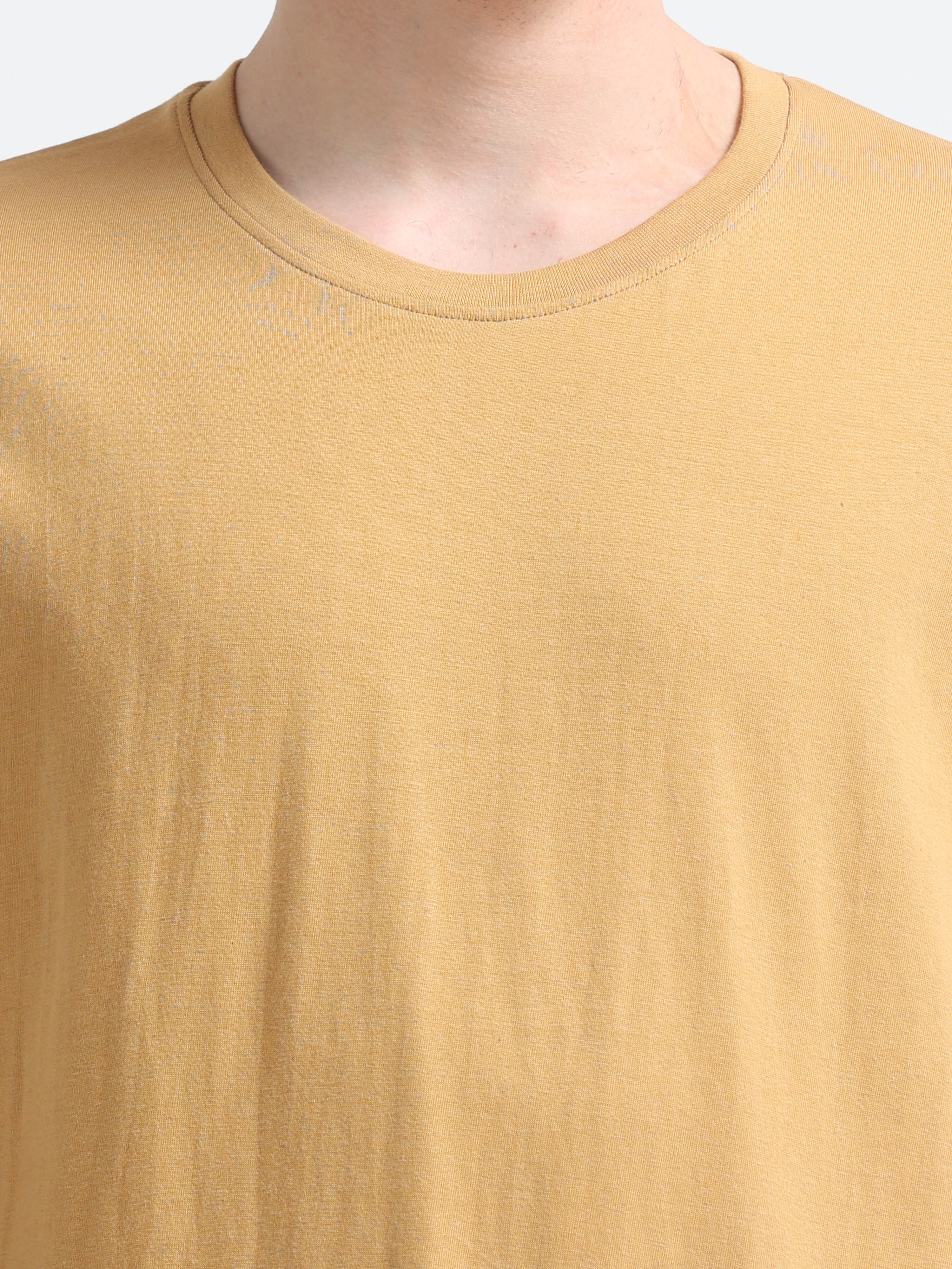 Men Cotton Biscuit Color Round Neck T-shirt